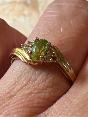 Gold Ring with Oval Green Peridot Center Stone-Size 9